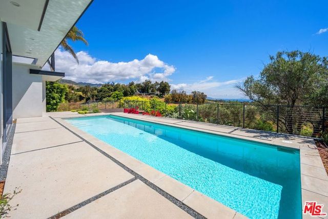 28901 Wight Road, Malibu, CA 90265