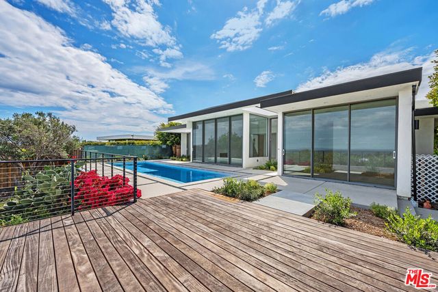 28901 Wight Road, Malibu, CA 90265