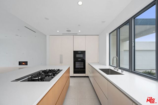 28901 Wight Road, Malibu, CA 90265