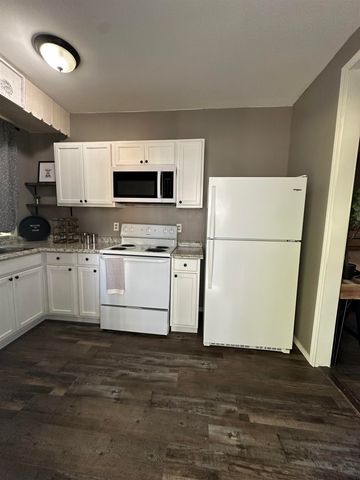 405 Williams Ave, Houma, LA 70364
