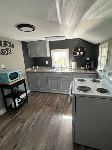 405 Williams Ave, Houma, LA 70364
