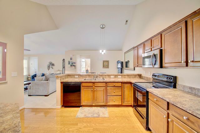 9097 Royal Oak Lane, Union, KY 41091