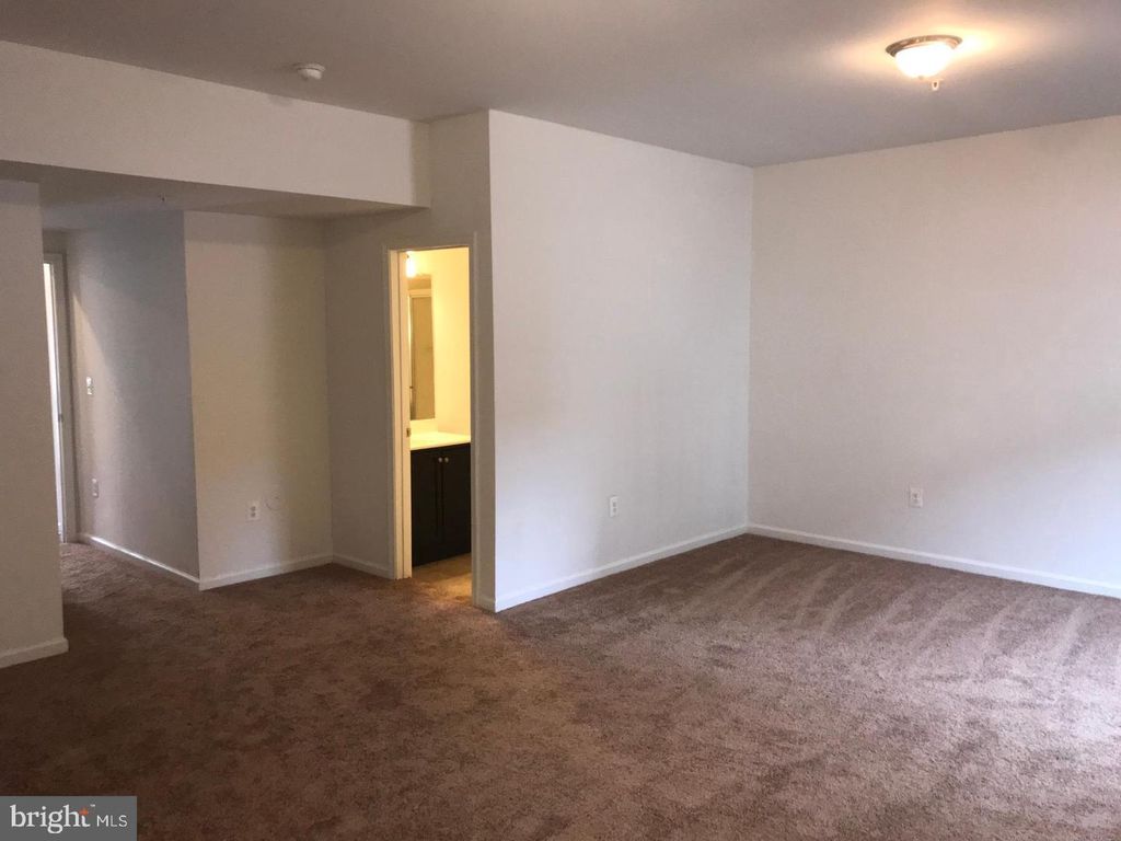 3589 FOSSILSTONE PL, Waldorf, MD 20601
