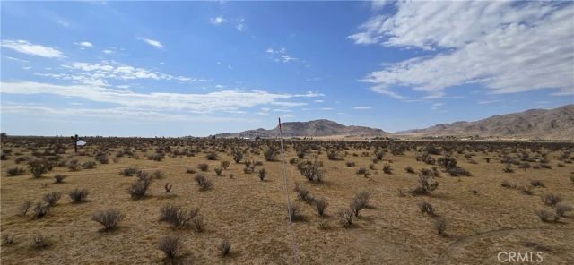 25970 Las Tunas, Apple Valley, CA 92308