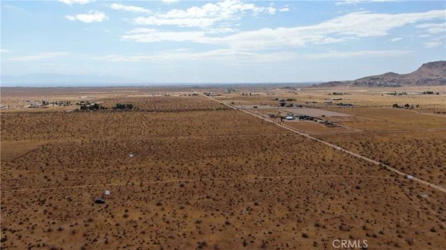 25970 Las Tunas, Apple Valley, CA 92308