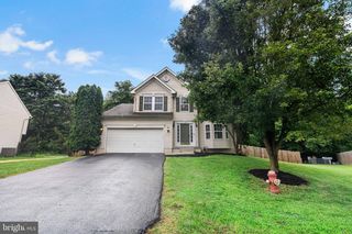 195 MOSSY LN, Martinsburg, WV 25404