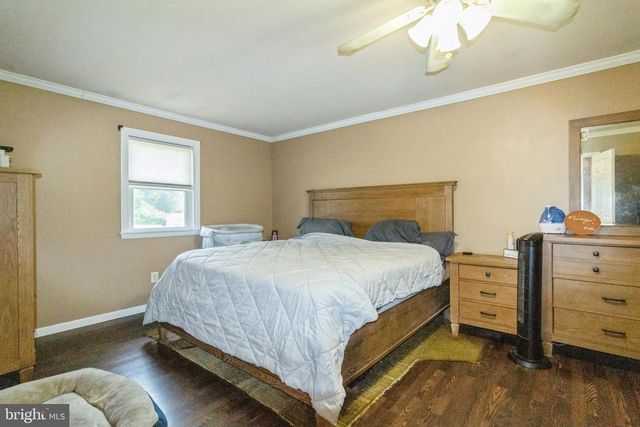 410 ERIE AVE, Penns Grove, NJ 08069