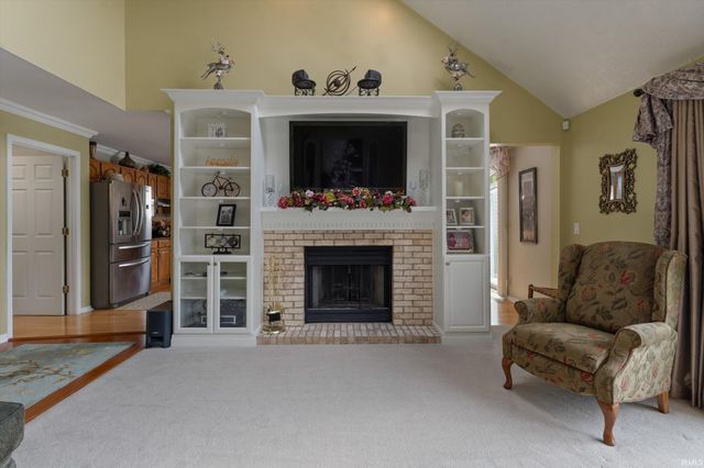 1033 Hermitage Drive, South Bend, IN 46614
