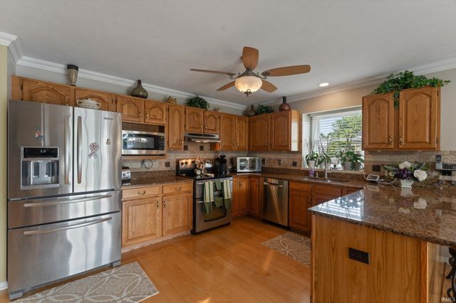 1033 Hermitage Drive, South Bend, IN 46614