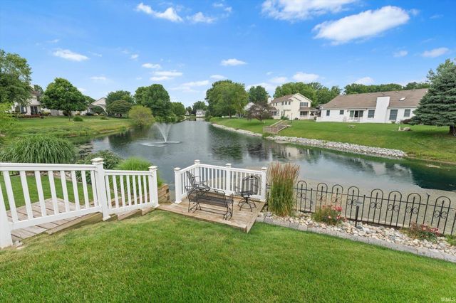 1033 Hermitage Drive, South Bend, IN 46614