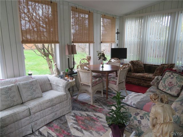 433 Van Dyke Road, Utica, NY 13502