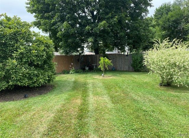 433 Van Dyke Road, Utica, NY 13502