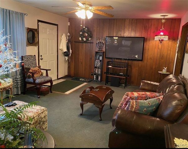 433 Van Dyke Road, Utica, NY 13502
