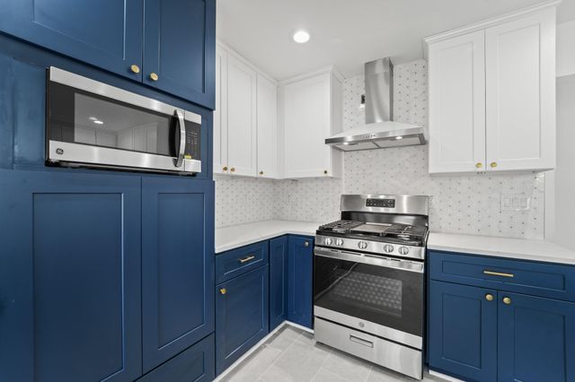 10722 Lynbrook Drive, Houston, TX 77042