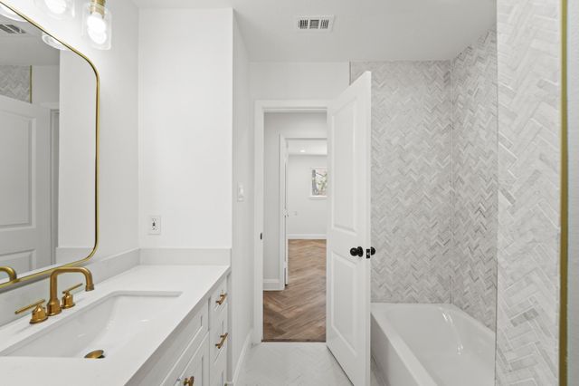 10722 Lynbrook Drive, Houston, TX 77042