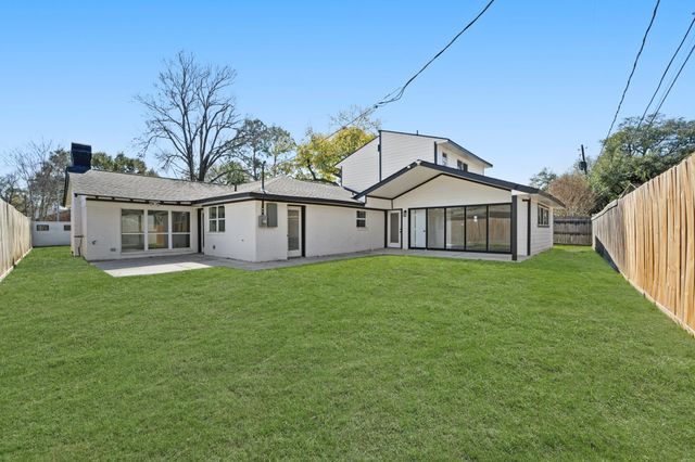 10722 Lynbrook Drive, Houston, TX 77042