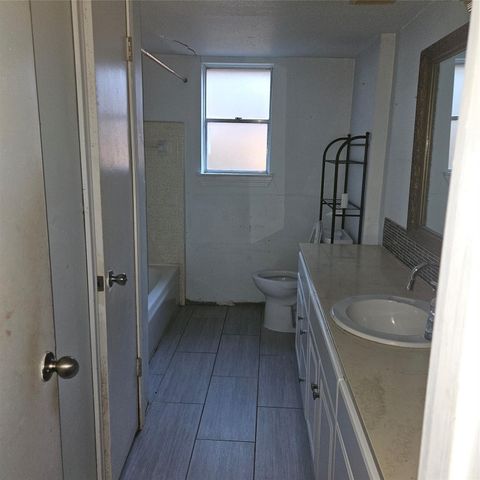 10411 Sagewillow Lane, Houston, TX 77089