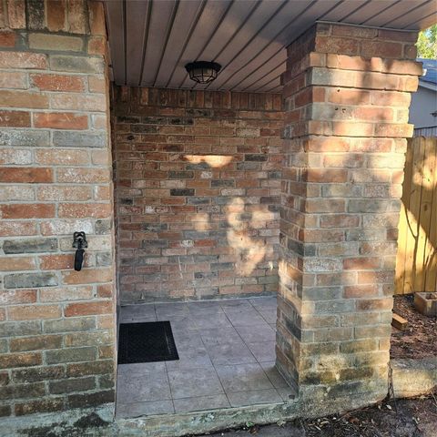 10411 Sagewillow Lane, Houston, TX 77089