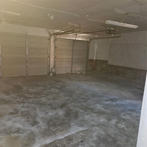 10411 Sagewillow Lane, Houston, TX 77089