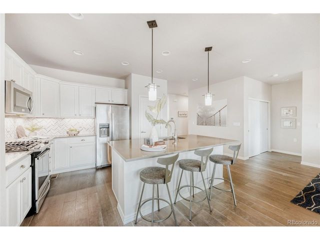 671 Brennan Cir, Erie, CO 80516