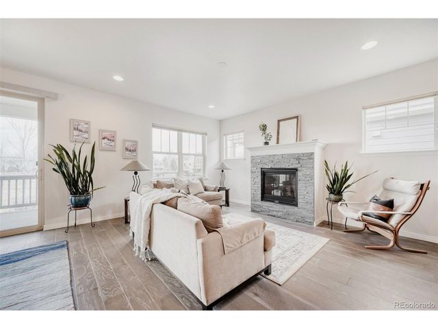 671 Brennan Cir, Erie, CO 80516