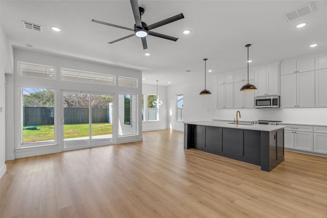 3007 Centaurus Way, Granbury, TX 76048