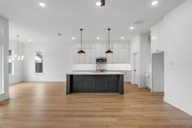 3007 Centaurus Way, Granbury, TX 76048