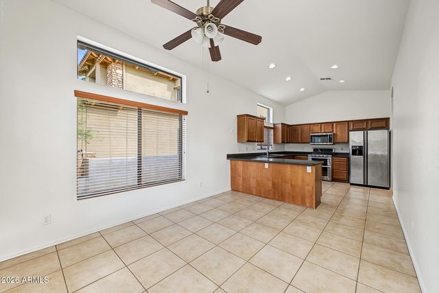 6843 E PEARL Street, Mesa, AZ 85207