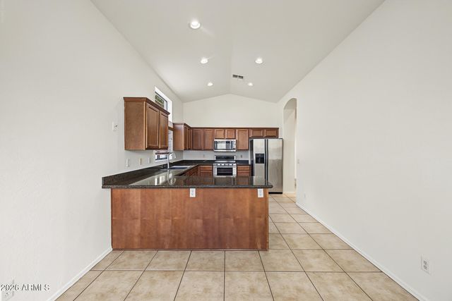 6843 E PEARL Street, Mesa, AZ 85207