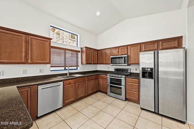 6843 E PEARL Street, Mesa, AZ 85207