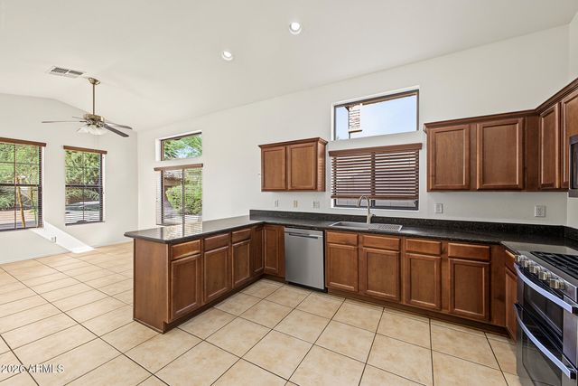 6843 E PEARL Street, Mesa, AZ 85207