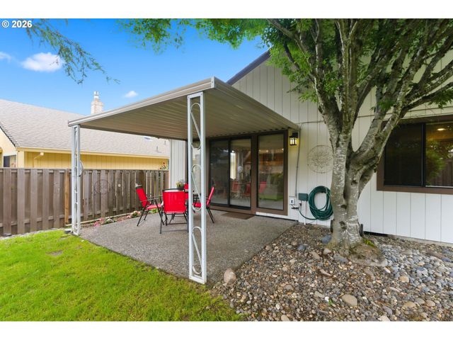 2211 Ne 156TH Ave, Portland, OR 97230