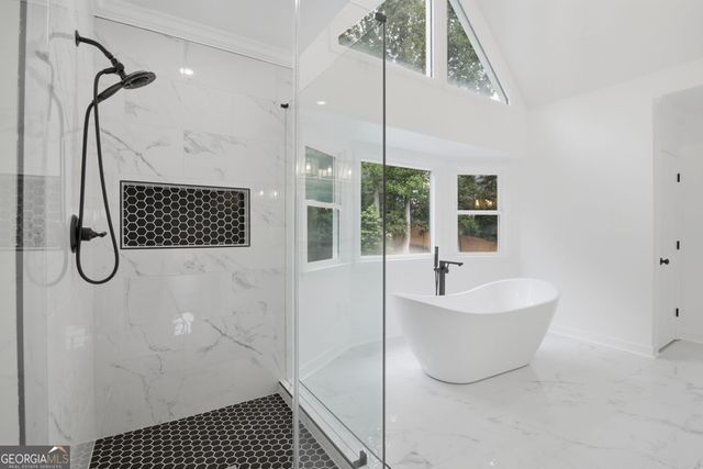 2211 Brooke Farm Trail, Atlanta, GA 30338