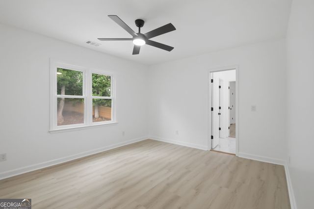 2211 Brooke Farm Trail, Atlanta, GA 30338