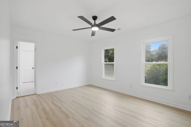 2211 Brooke Farm Trail, Atlanta, GA 30338