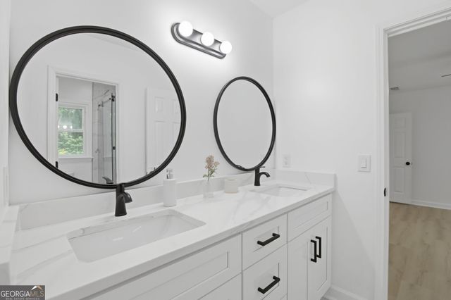 2211 Brooke Farm Trail, Atlanta, GA 30338