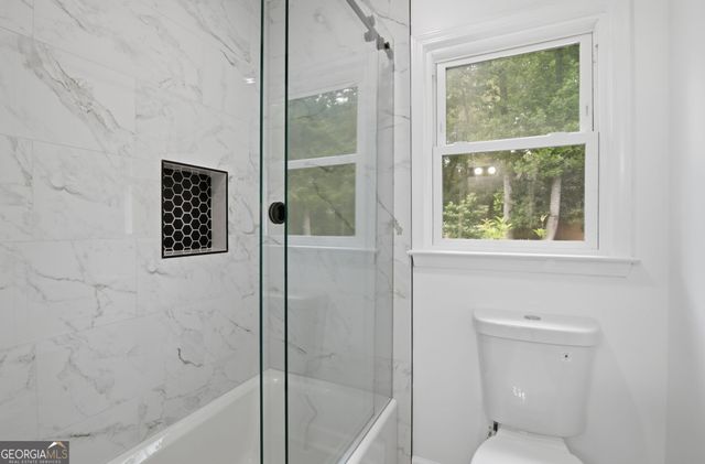 2211 Brooke Farm Trail, Atlanta, GA 30338