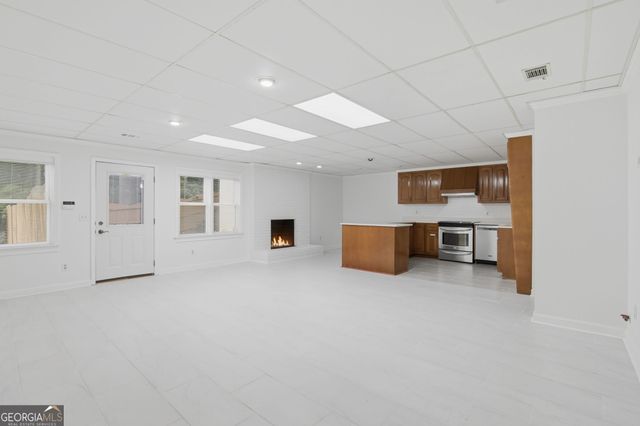 2211 Brooke Farm Trail, Atlanta, GA 30338