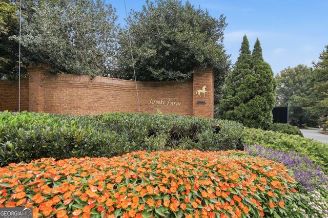 2211 Brooke Farm Trail, Atlanta, GA 30338