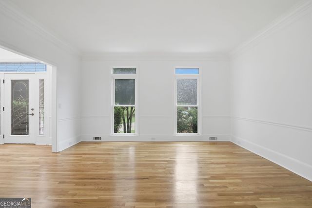 2211 Brooke Farm Trail, Atlanta, GA 30338