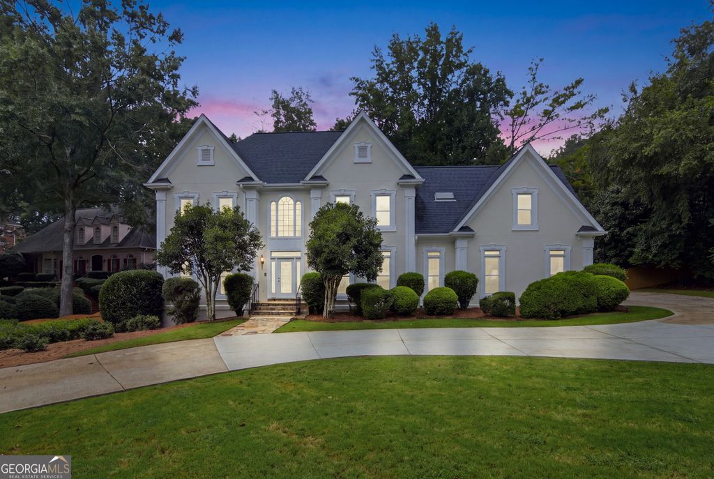 2211 Brooke Farm Trail, Atlanta, GA 30338