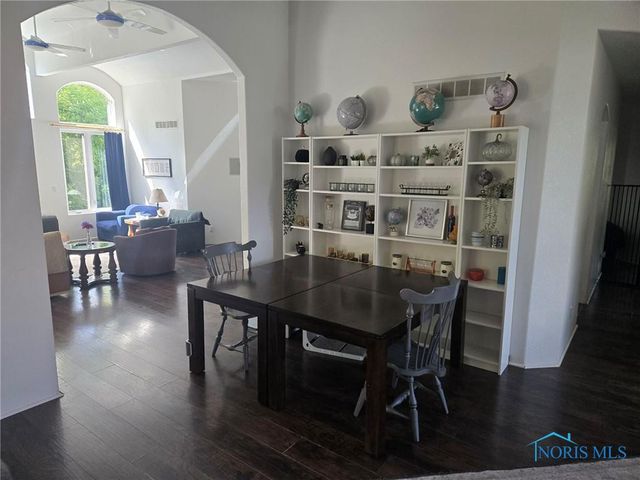 3121 County Road Ef, Swanton, OH 43558