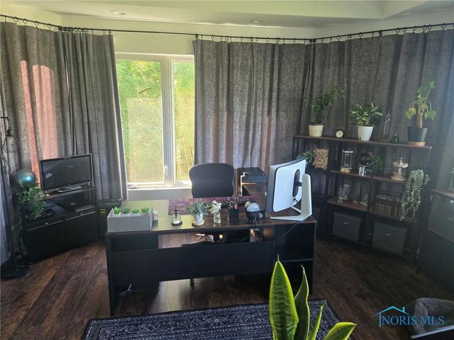 3121 County Road Ef, Swanton, OH 43558