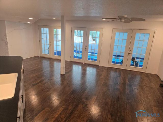 3121 County Road Ef, Swanton, OH 43558