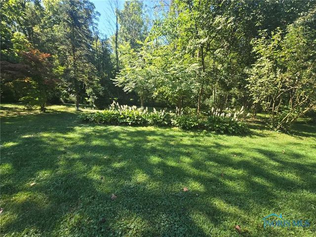 3121 County Road Ef, Swanton, OH 43558