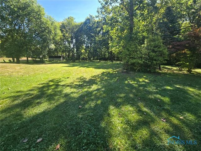 3121 County Road Ef, Swanton, OH 43558