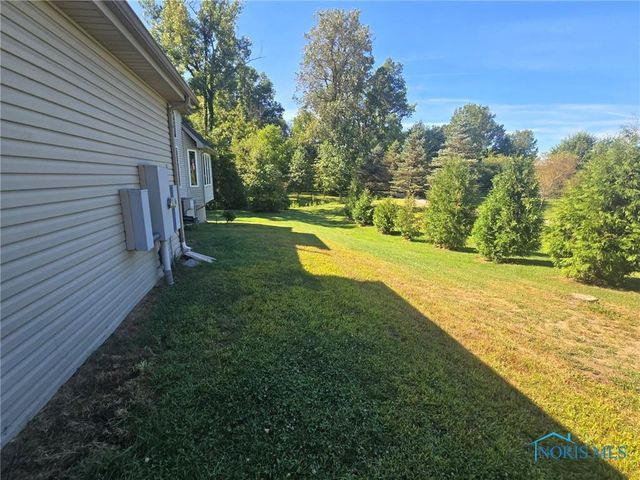 3121 County Road Ef, Swanton, OH 43558