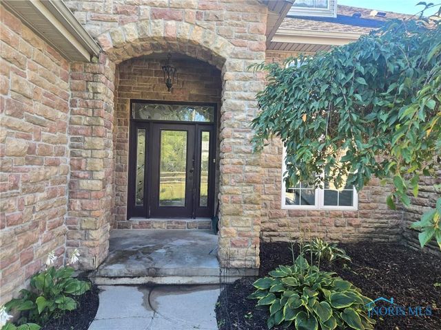 3121 County Road Ef, Swanton, OH 43558