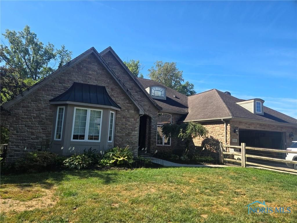 3121 County Road Ef, Swanton, OH 43558