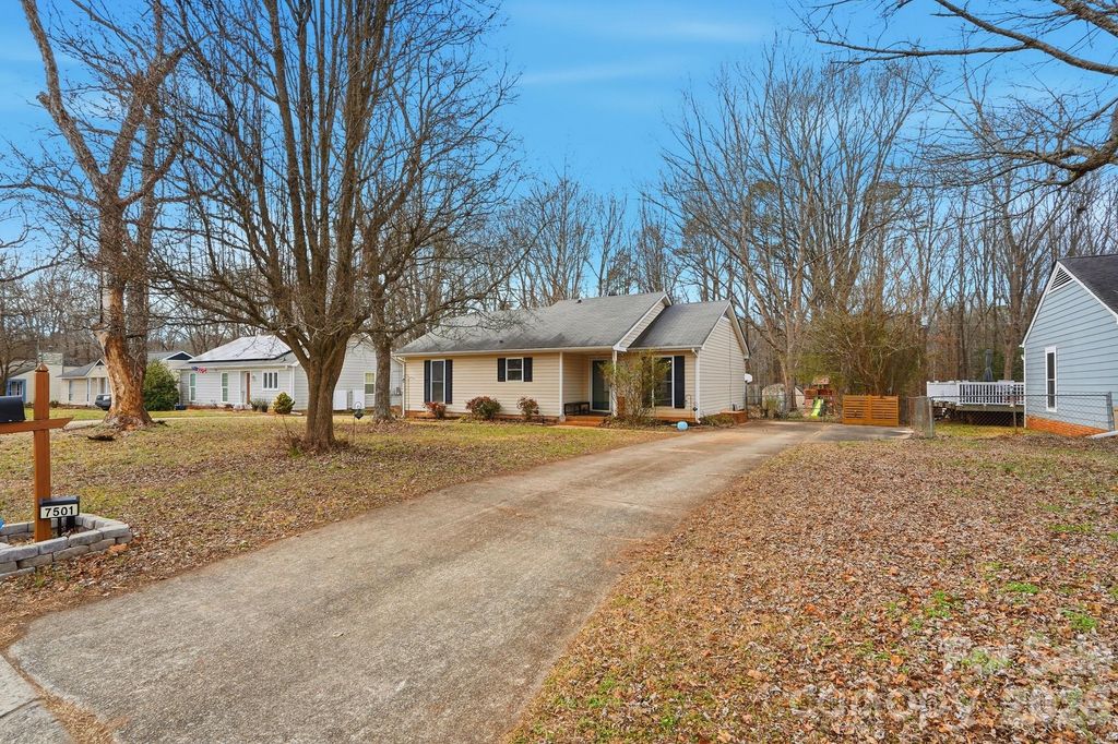 7501 Lancashire Drive, Mint Hill, NC 28227